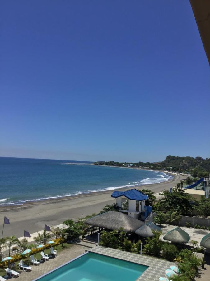 Em Royalle Hotel & Beach Resort サンフアン エクステリア 写真